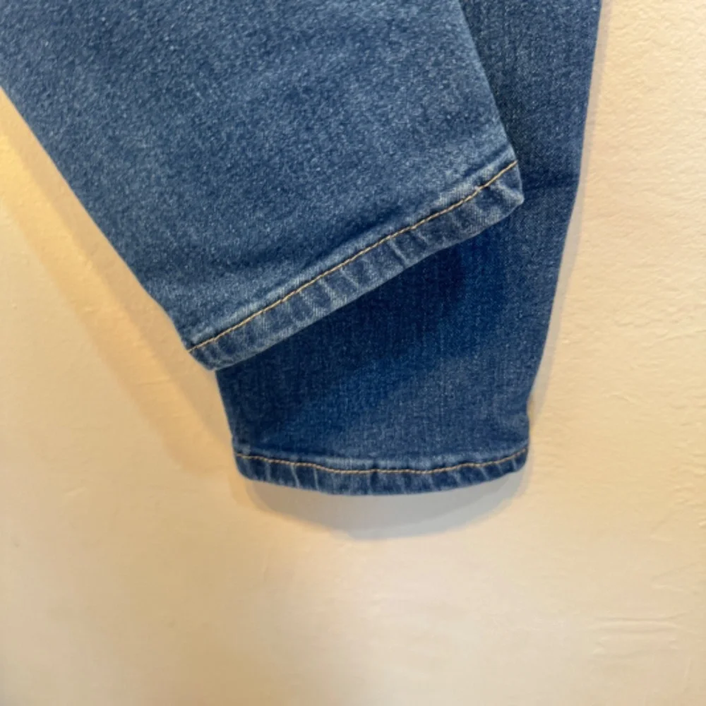 SHEIN | Plus Size Factory Distressed High Rise Stretchy Skinny Jeans